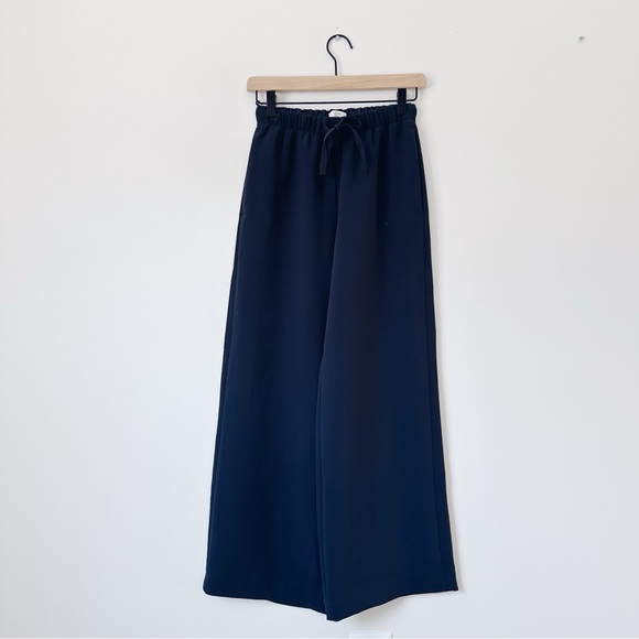 Aritzia Wilfred The Lodge Pant Crepette Navy Admiral - Picture 6 of 11